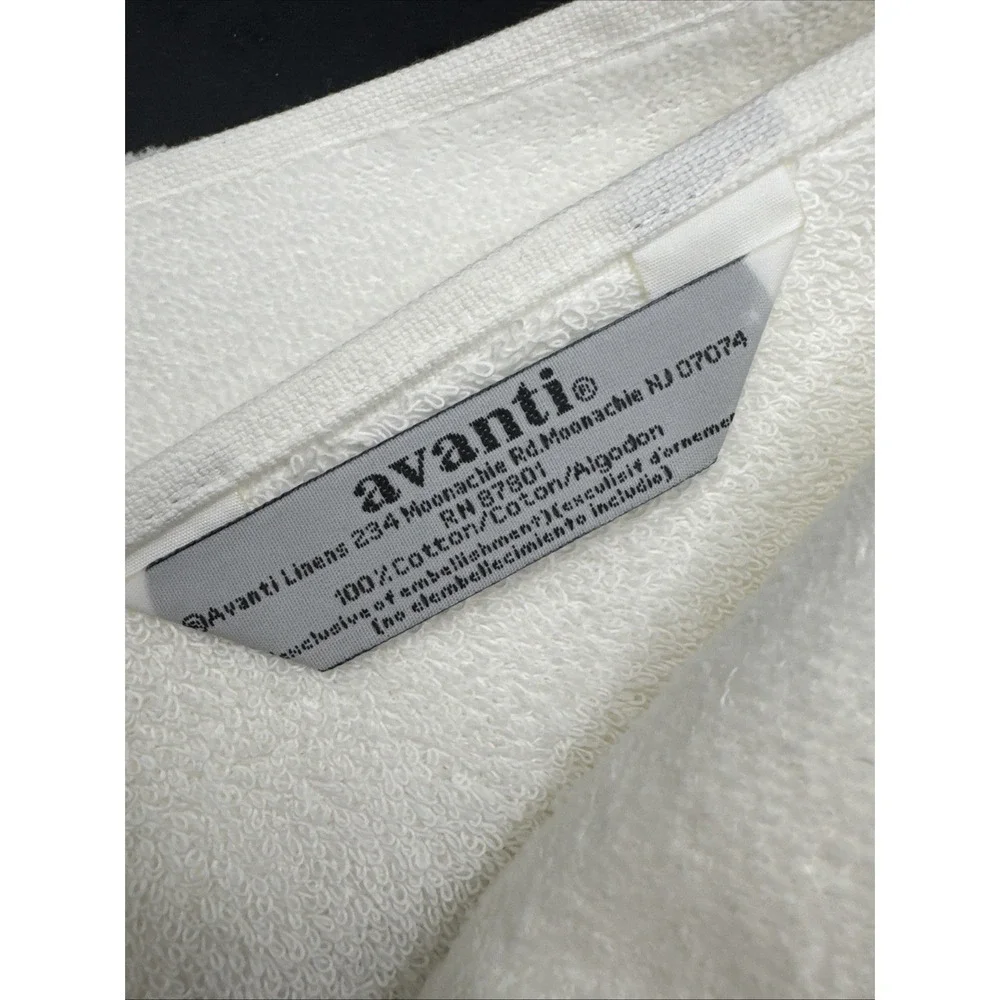 Set Of 2 Avanti Linens Scroll Mono Fingertip‎ Towel T - Fingertip